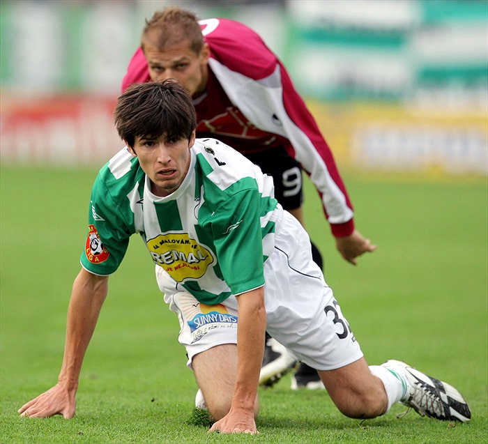 Bohemka na kolenou...