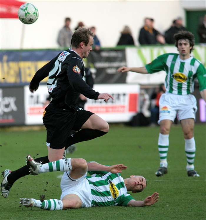 Moravec zastavuje Homolu.