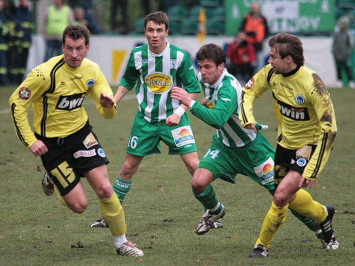 Lukáš Marek mezi Papouškem a Petroušem.