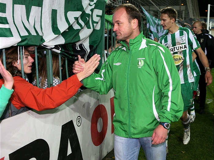 Hoftych děkuje fanouškům.