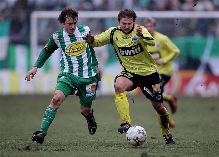 Souboj Papoušek - Hašek.