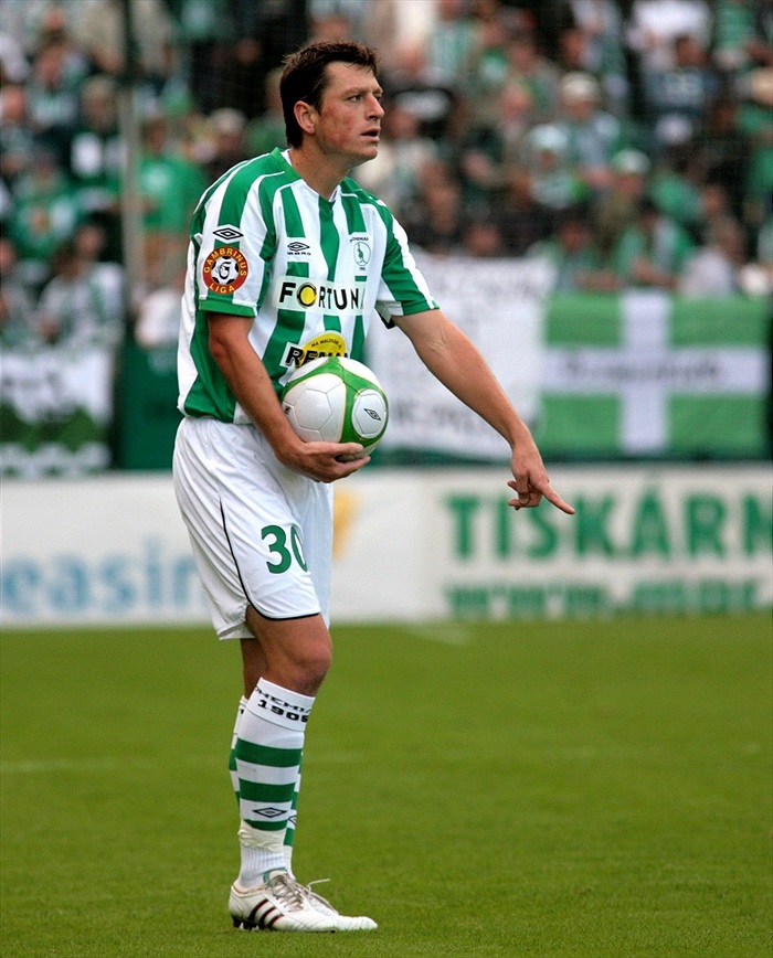 Hrdlička nastoupil znovu v základu.