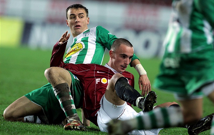 Souboj mládí - Moravec proti Zemanovi.