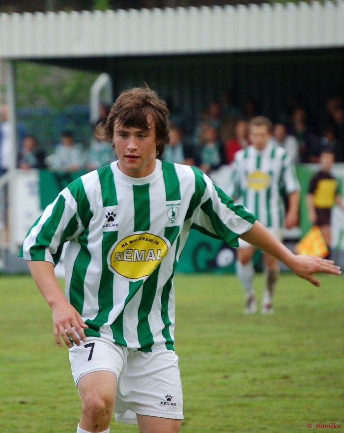 Ivan Hašek září ve středu zálohy.