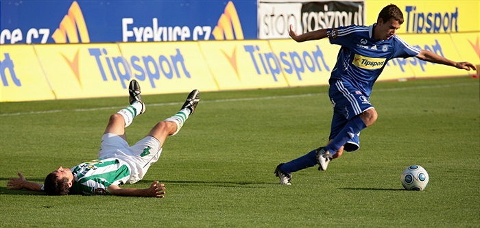 Ležící Pepa Jindřišek.