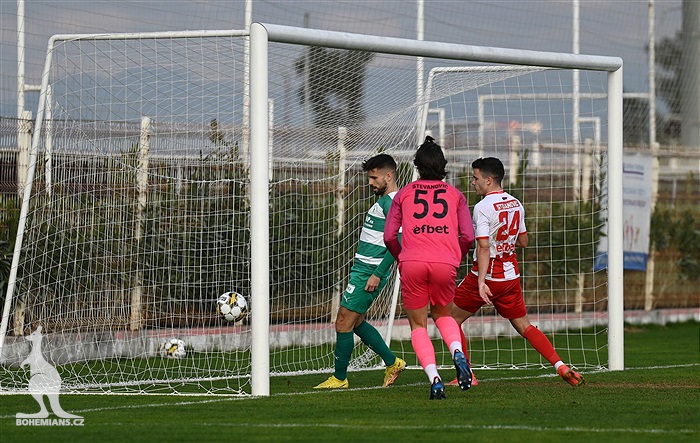 Radnički Niš - Bohemians 1:2 (1:1)