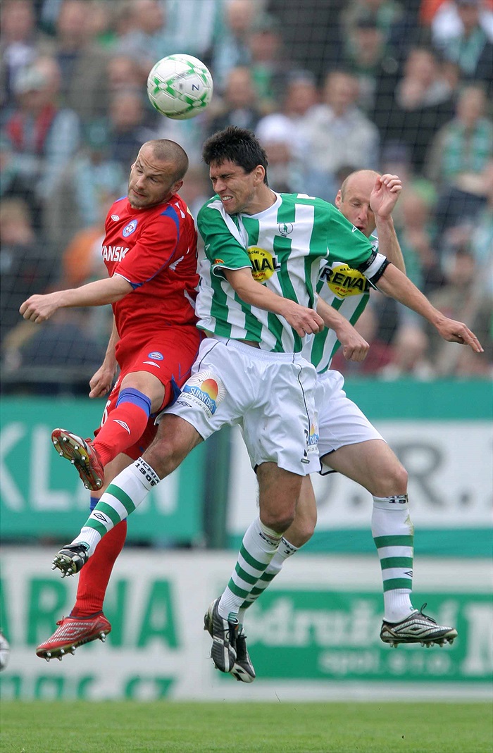 Lukáš v roli kapitána.