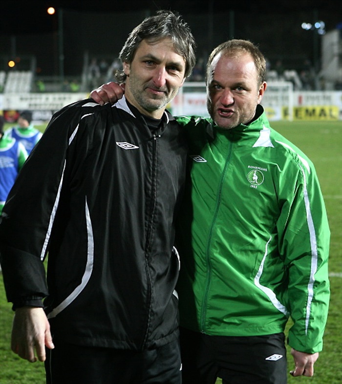 Trenérská radost po utkání.