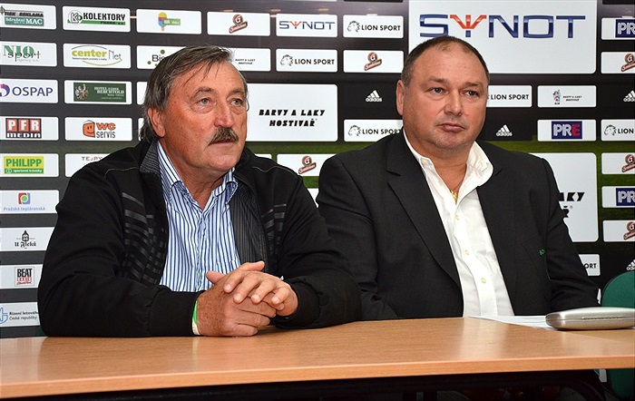 Tisková konference v Ďolíčku