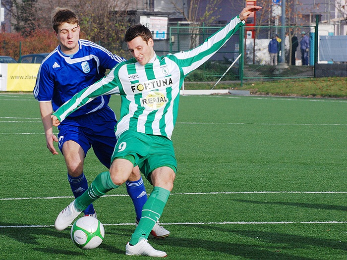 Benoit Barros střílí první branku