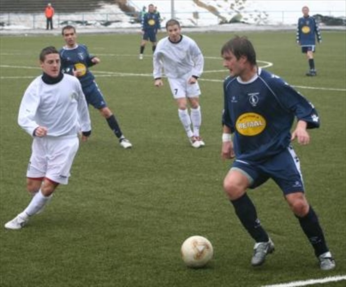 Jiří Rosický ve středu zálohy.