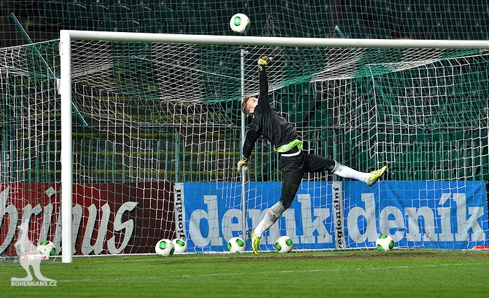 Předzápasový trénink za umělého osvětlení