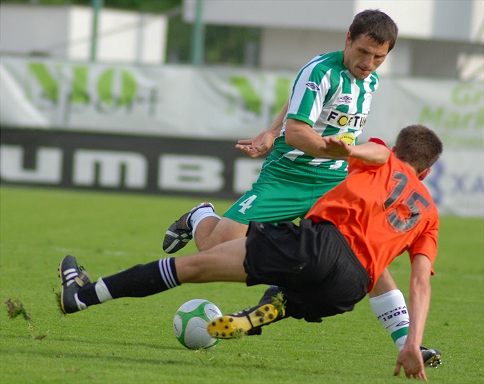 Josef Jindřišek proti svým bývalým spoluhráčům. (autor: David Balun)