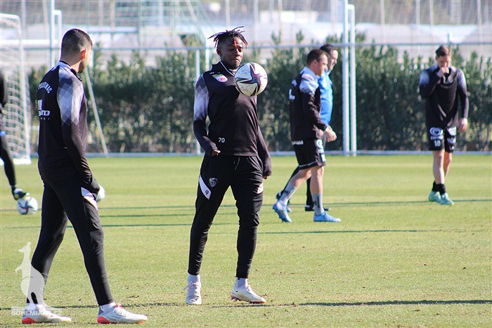 Wolfsberger - Bohemians 1:1 (1:0)