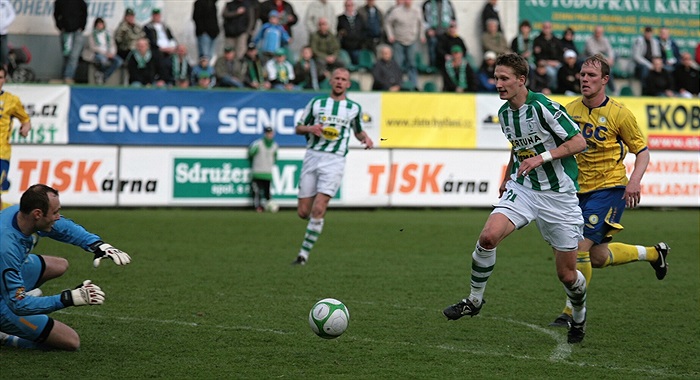 Před Škodou včas zasahuje gólman Slavík