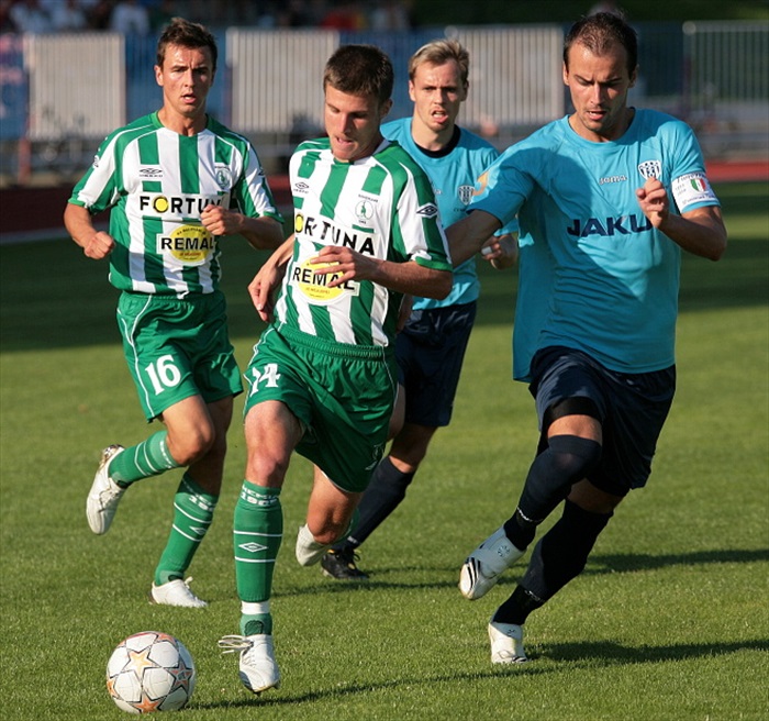 Lukáš Marek proniká do útoku.