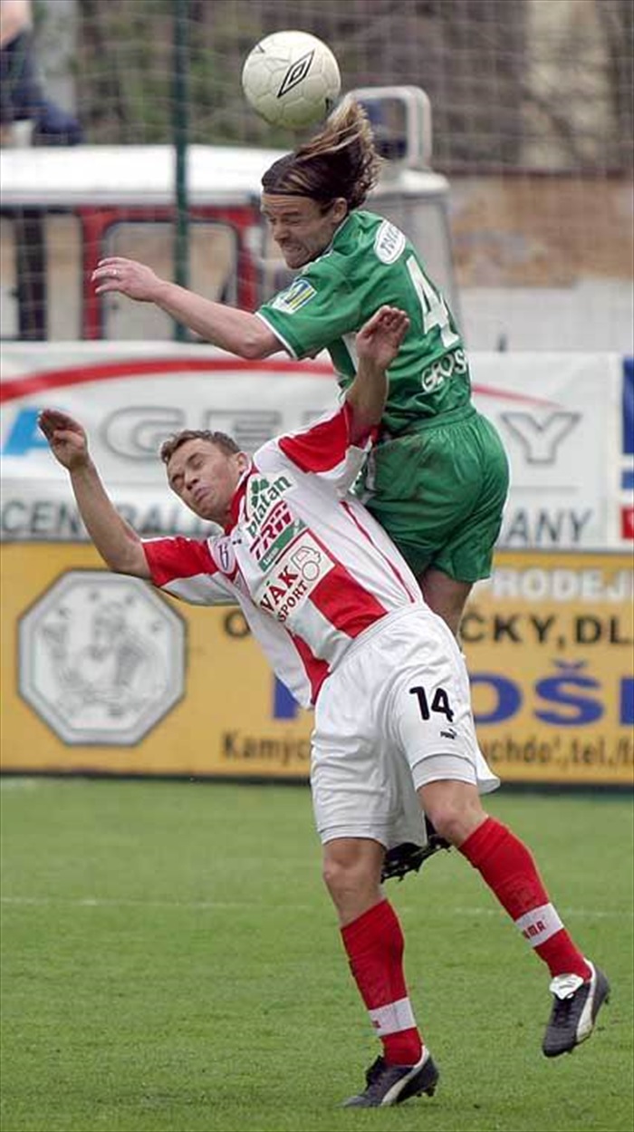 Třásák přeskočil exklokana Šenkeříka