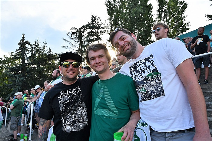 Dění na tribunách: Bohemians - Slovácko