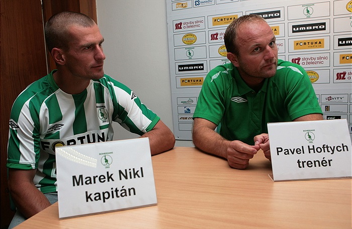 Trenér a kapitán...