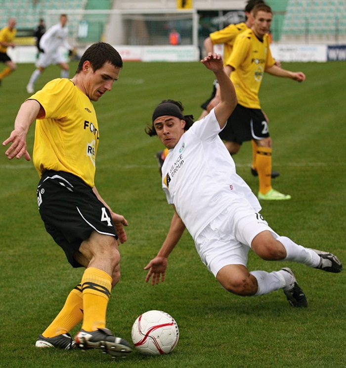 Josef Jindřišek a proti němu Diego.