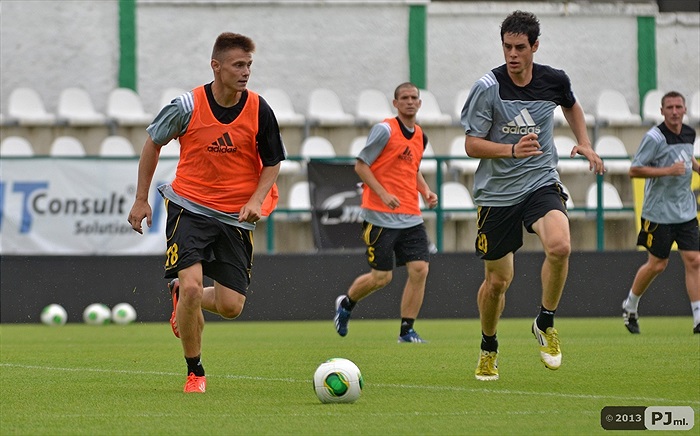 Klokani zpět v Ďolíčku - první trénink na novém trávníku