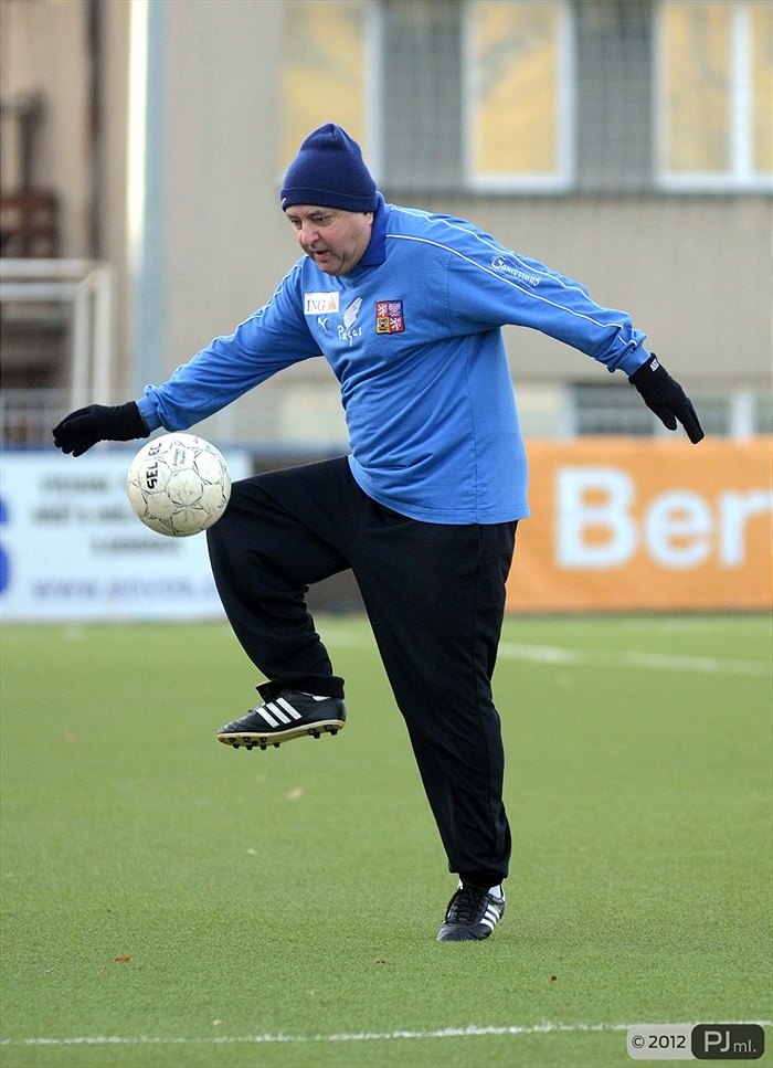 Stará garda se rozloučila s rokem 2012