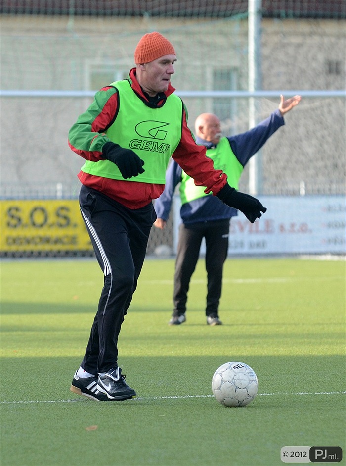 Stará garda se rozloučila s rokem 2012