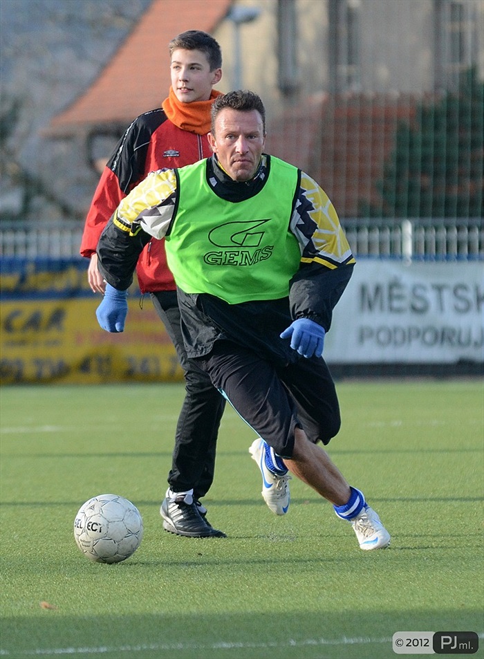 Stará garda se rozloučila s rokem 2012