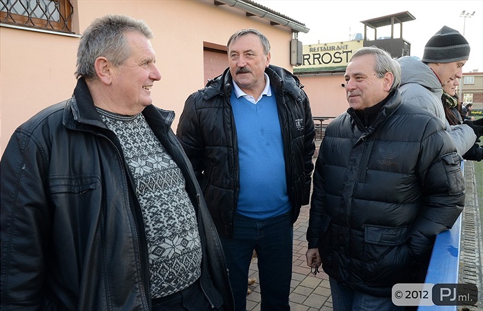 Stará garda se rozloučila s rokem 2012