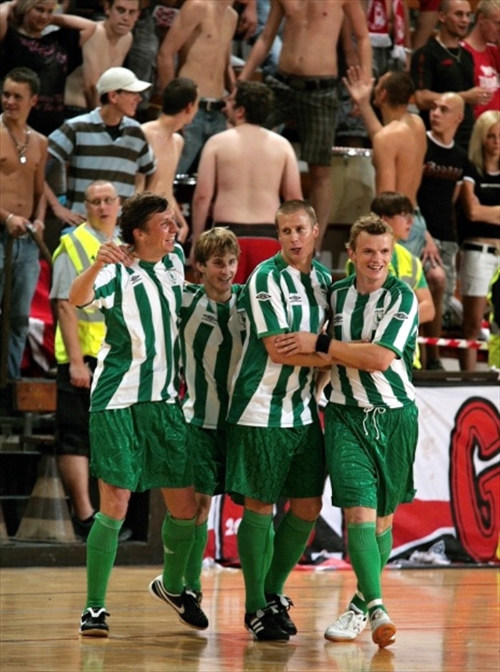 Radost po úvodním gólu.