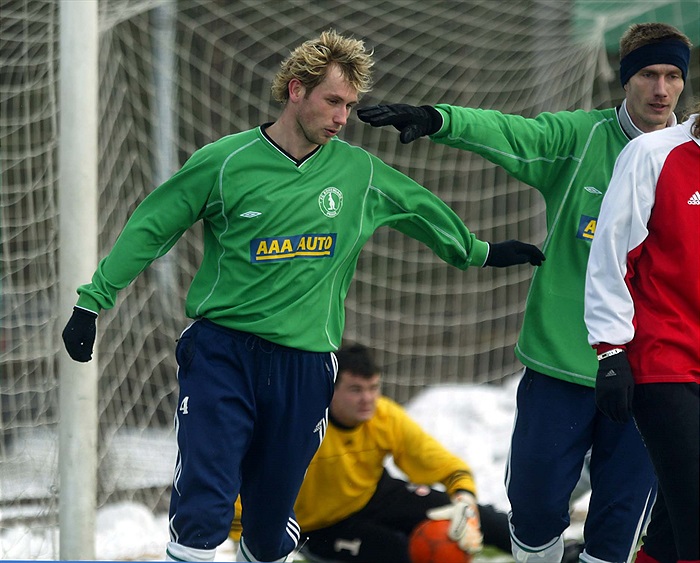 Lesák překonal Václavíka (Slavia B - Bohemians, leden 04)