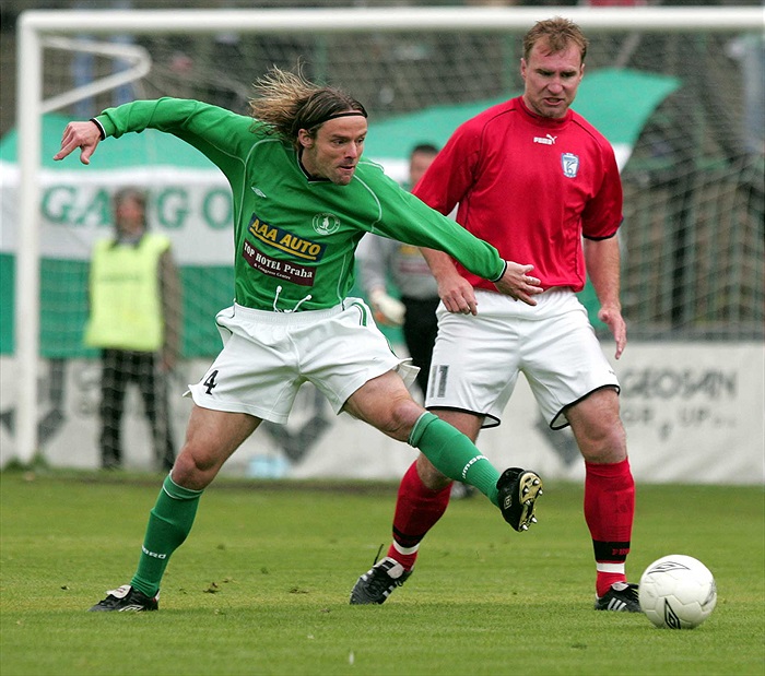 Protažení Martina Třasáka (Bohemians - Drnovice, jaro 2004)