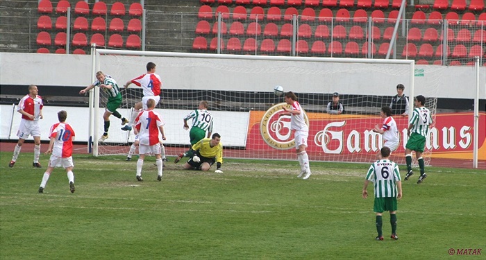 Obrana Slavie hasí šanci našeho týmu (Slavia B - B1905)