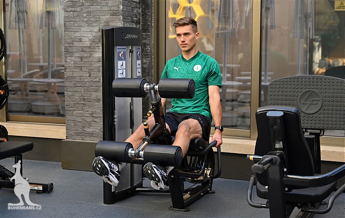 Dopolední trénink v posilovně