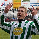 Zpravodaj Tomáš Kulvajt hlasí výhru béčka Bohemians v Sokolově 4:3. (foto: Hanička)