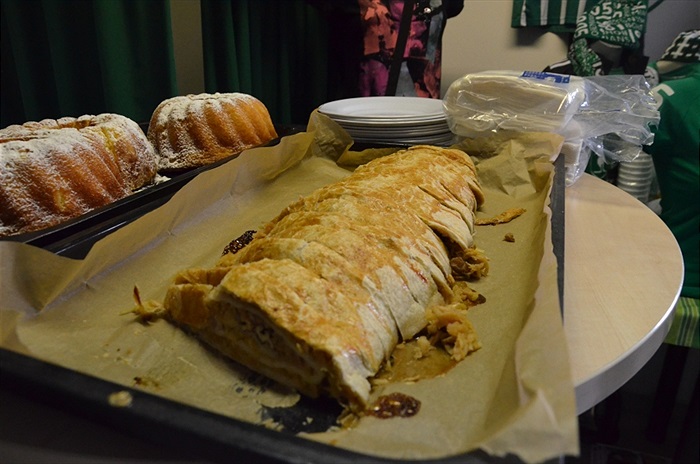 Jan Moravec prodával ve fanshopu