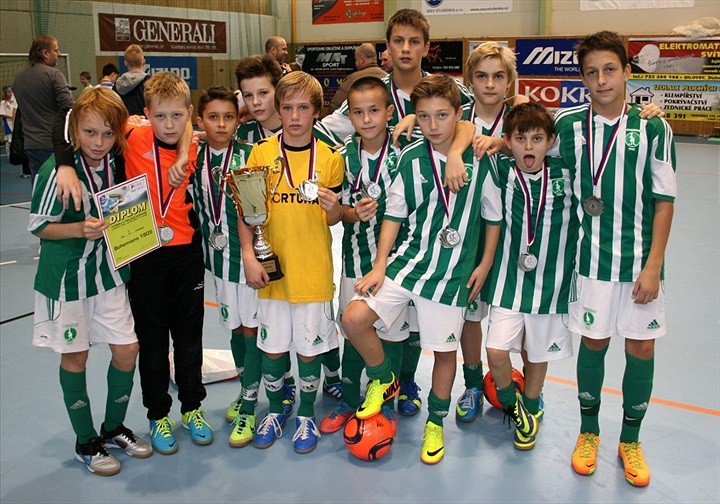 Stříbrná u13 na mezinárodním halovém turnaji v Bílovci