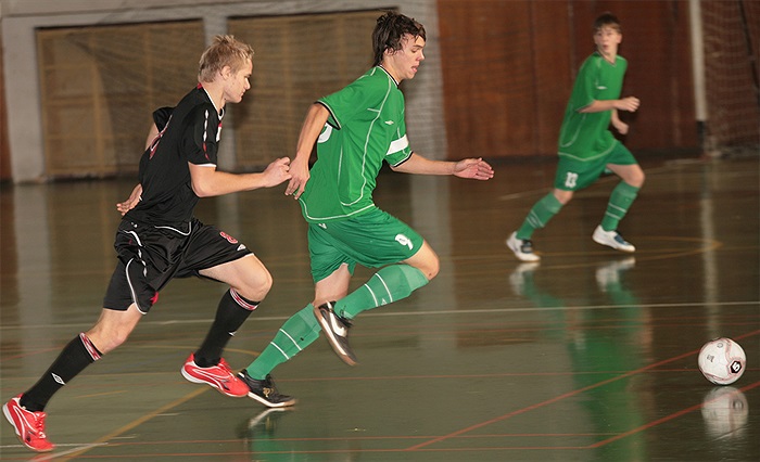 Hovorka uniká soupeři