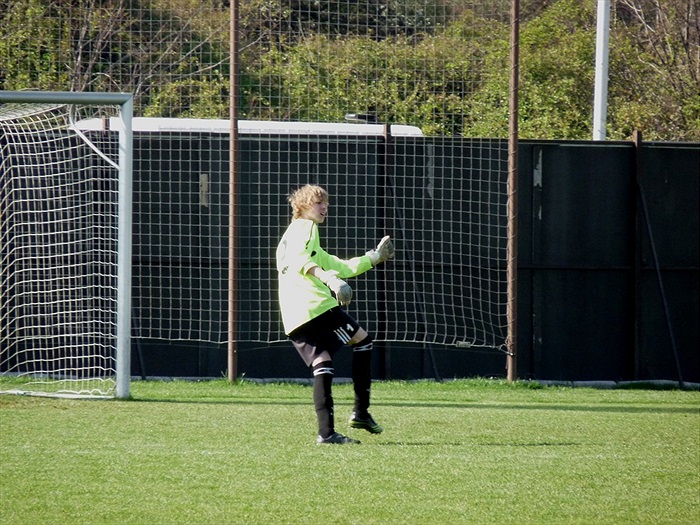 Odkop od branky v podání Michaela Šarapatky