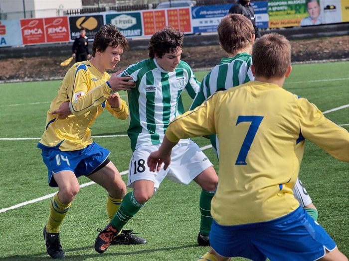 A znovu Pavel Habrun za tiché podpory Martina Hniličky