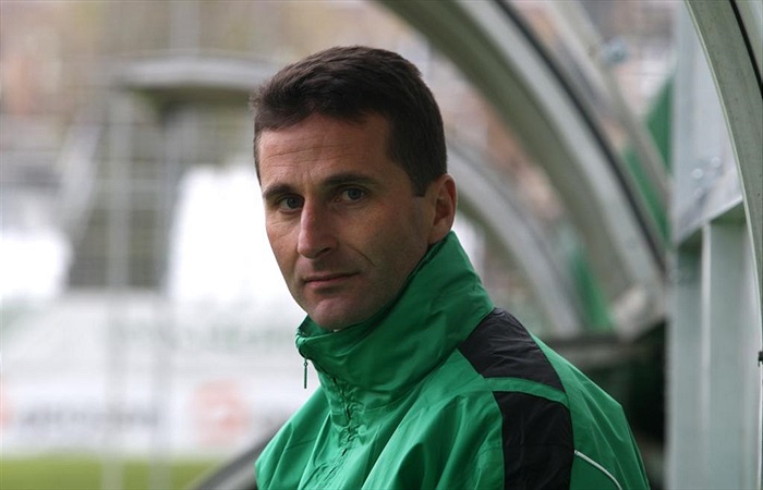 Michal Zach na lavičce Bohemians.