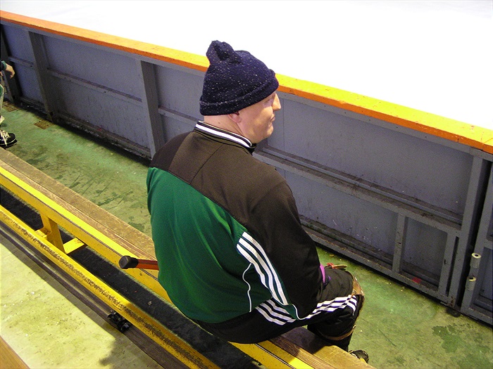 Masér Láďa Hric v nejmodernější výstroji