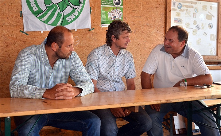 V úterý proběhlo setkání pod pergolou