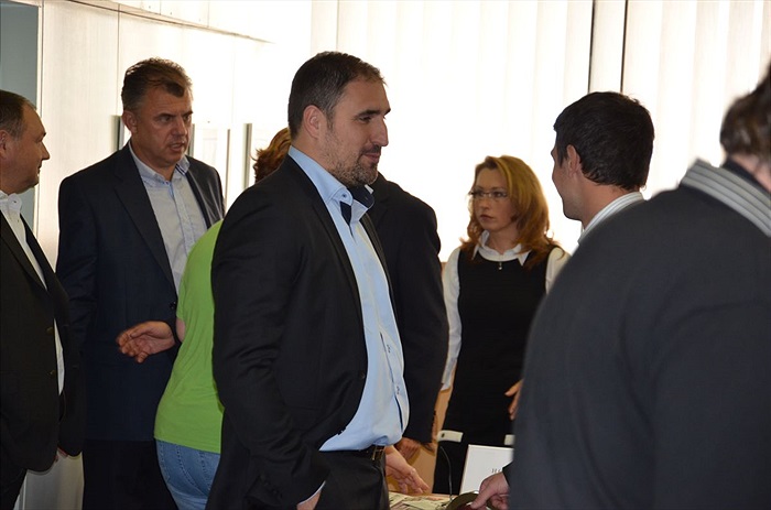 Mimořádné zasedání zastupitelstva MČ Praha 10