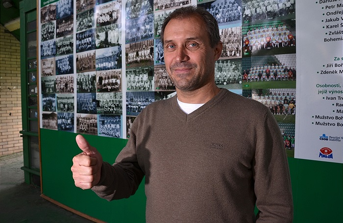 Novým trenérem Bohemky se dnes stal Roman Pivarník