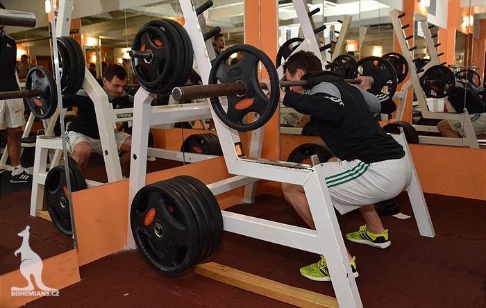 Dopolední trénink v posilovně