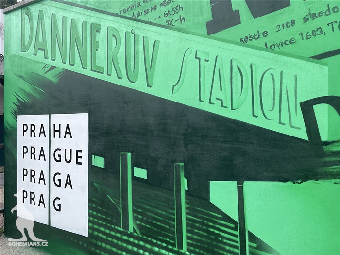 Zeď Ďolíčku zdobí nový mural