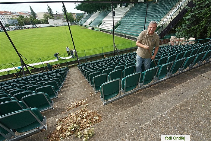 Ďolíček - velká brigáda 9. 6. 2012