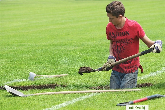 Ďolíček - velká brigáda 9. 6. 2012