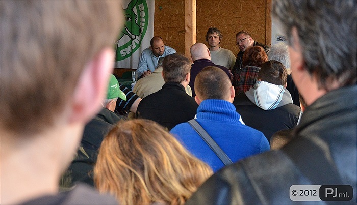 Schůzka fanoušků s vedením DFB a hosty